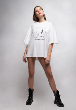 Oversized white t-shirt with a minimalist woman silhouette print by Neat Atelier
